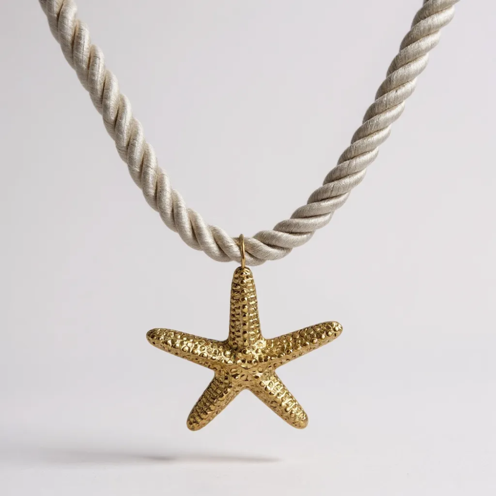 Collier Étoile de Mer Dorée avec Chaîne en Tissu Torsadé | bijoux acier inoxydable | Gaou Bijoux