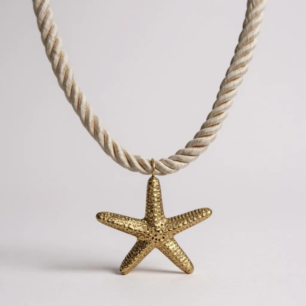 Collier Étoile de Mer Dorée avec Chaîne en Tissu Torsadé | bijoux acier inoxydable | Gaou Bijoux