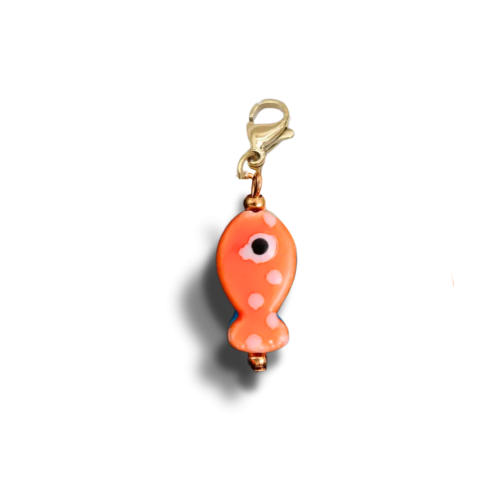Charm Poisson orange à pois  | Gaou Bijoux
