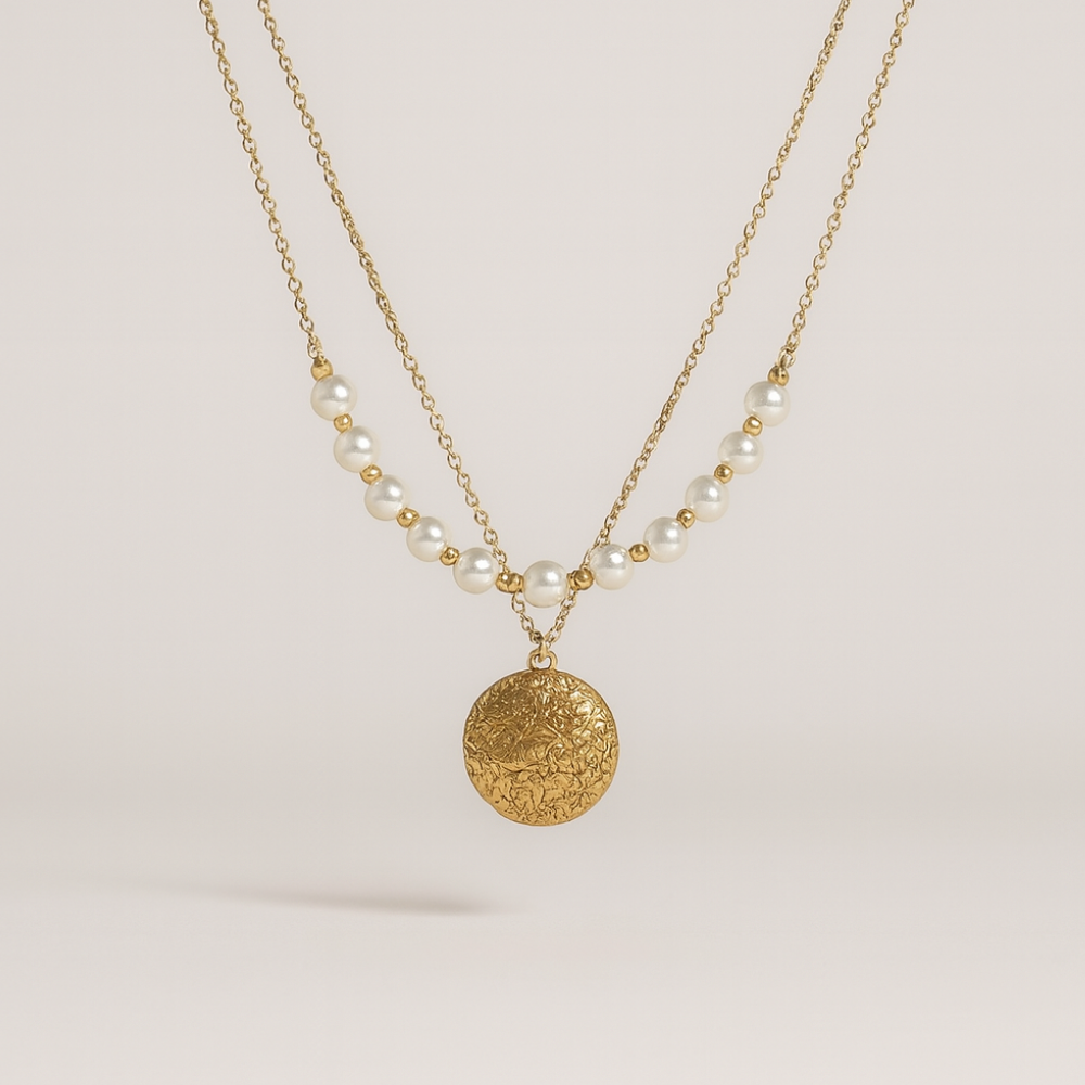 Collier Double Rang Perles & Médaillon Doré – collier chic et raffiné | Gaou Bijoux