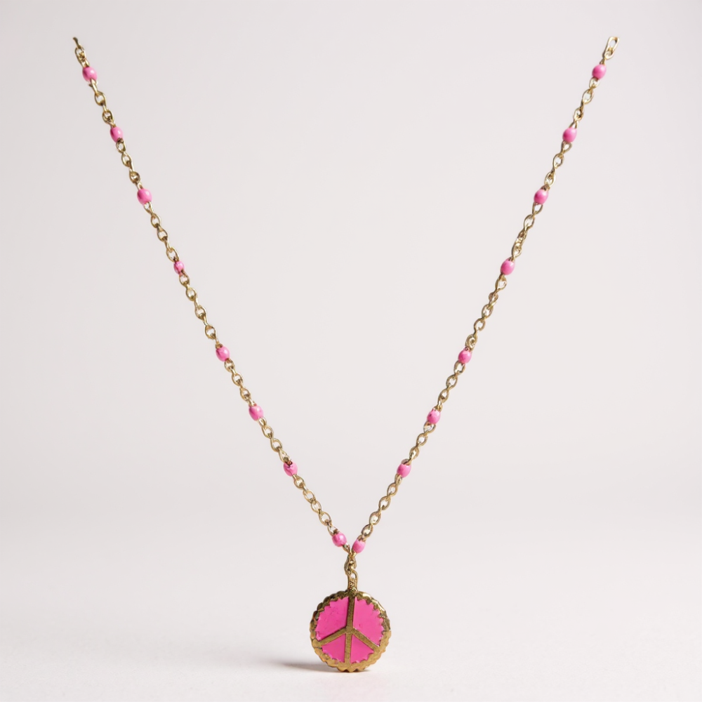 Collier Peace and Love Fuchsia – Acier inoxydable doré et perles roses | Gaou Bijoux