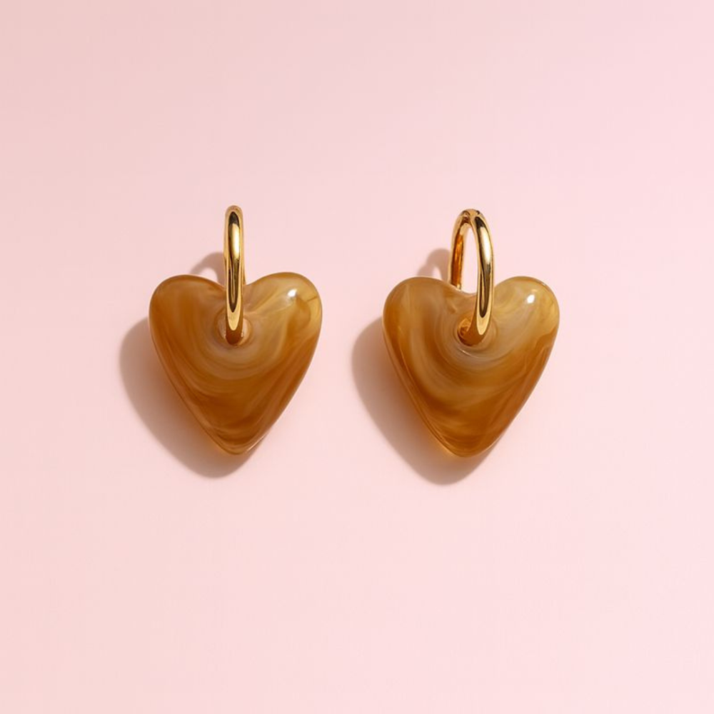 Boucles d’Oreilles Cœur Résine Marbrée – bijoux acier inoxydable | Gaou Bijoux