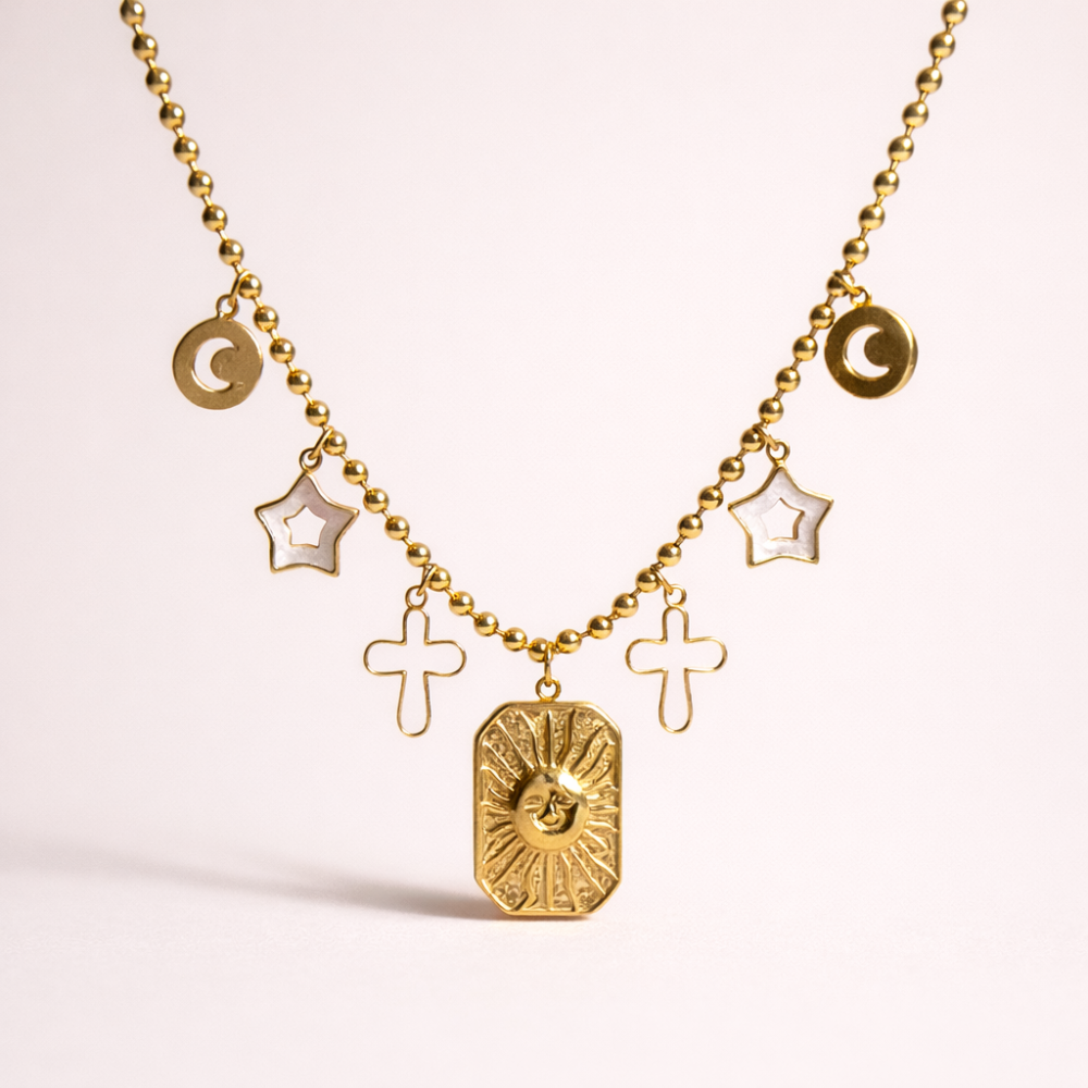 Collier Symboles Dorés Soleil, Lune, Étoiles & Croix – collier spirituel chic | Gaou Bijoux