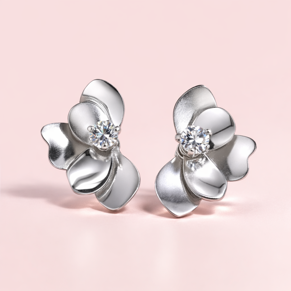 Boucles Fleurs Pétales & Strass dorées – bijoux acier inoxydable | Gaou Bijoux