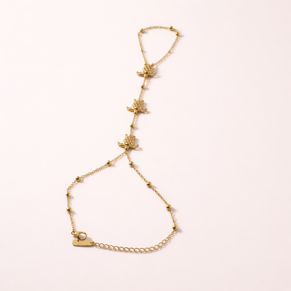 Chaîne de main tortue dorée femme | Gaou Bijoux