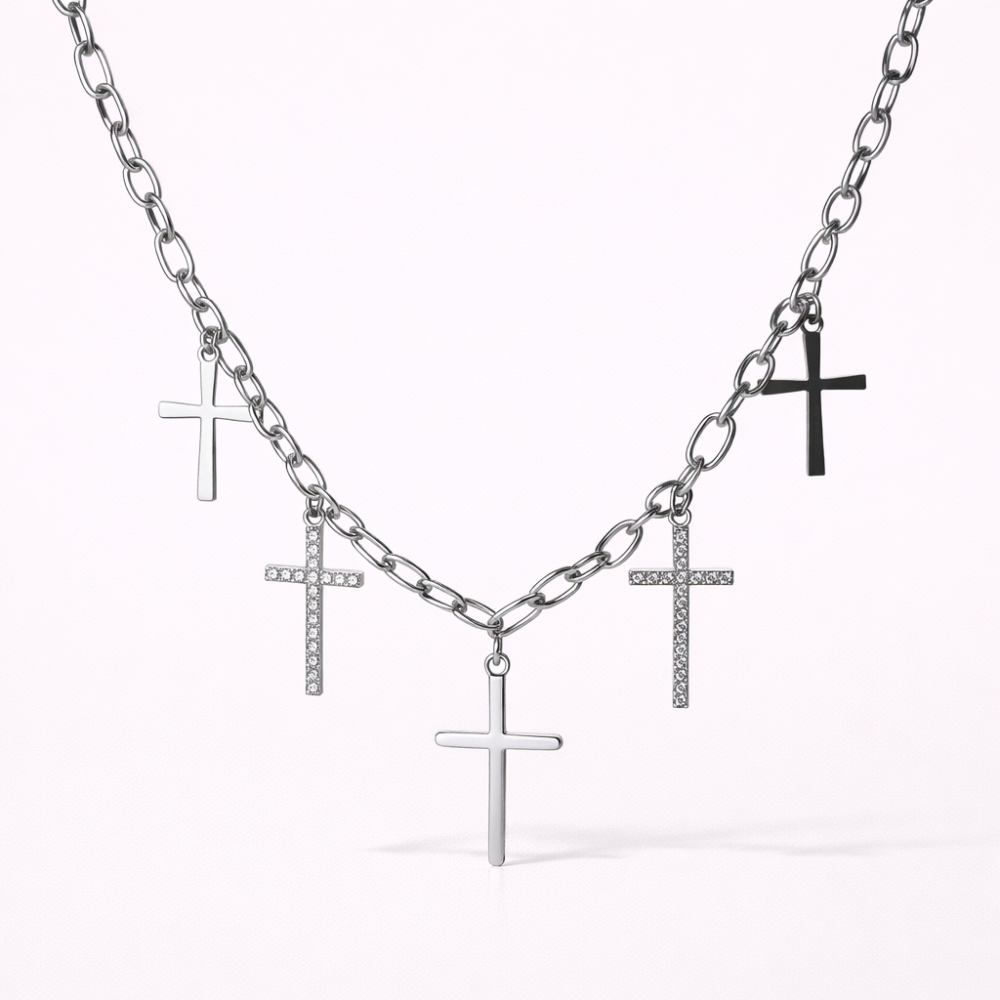 Collier croix multicharms acier inoxydable doré ou argent tendance | Gaou Bijoux