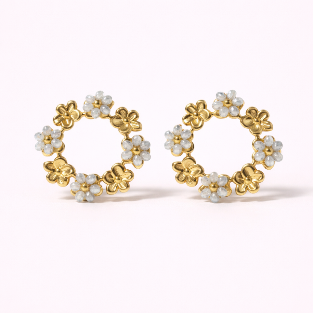 Boucles d’oreilles couronne fleurs dorées | Gaou Bijoux