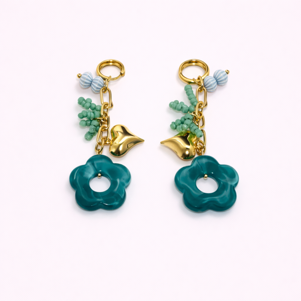 Boucles d’oreilles fleurs pop colorées créoles dorées charms | Gaou Bijoux