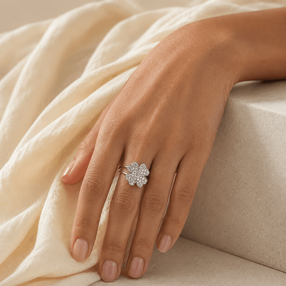 Bague anti-stress trèfle strass acier inoxydable | Gaou Bijoux